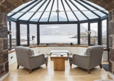 Amanda Lamb’s PoB Break: Ingenious Interiors – The Handle